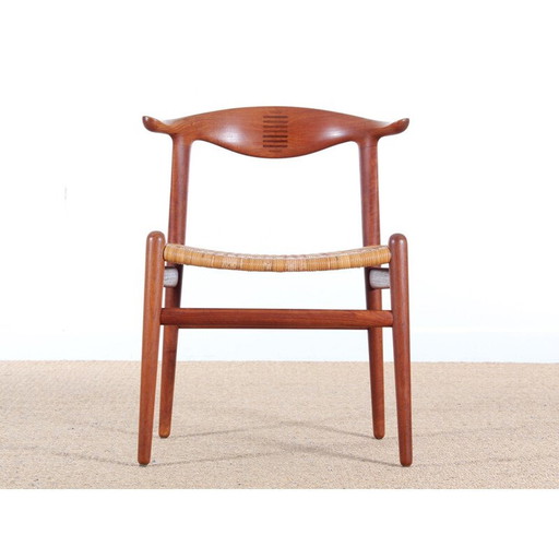 Vintage scandinavian cow horn chair in teak by Hans J. Wegner - 1960s