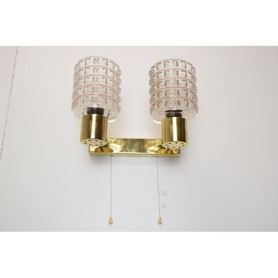 Image 1 of Lampada da parete vintage in vetro e ottone di Kamenicky Senov, Repubblica Ceca, anni '60