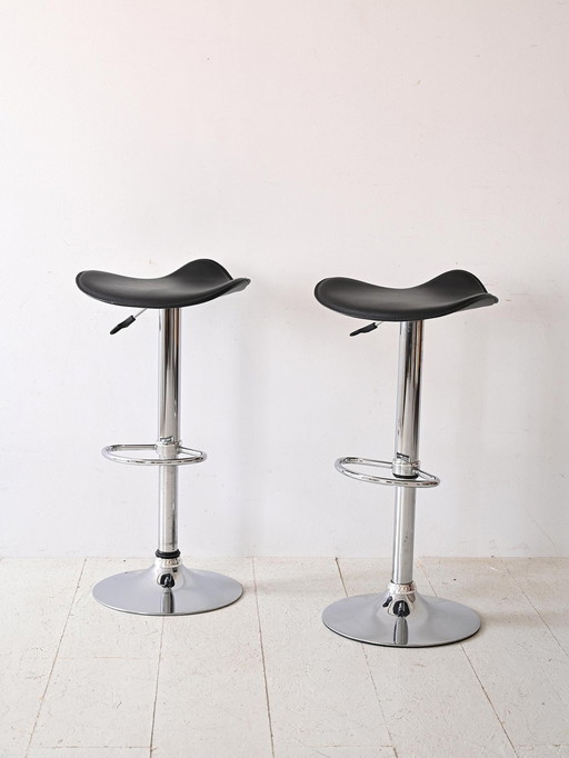 Pair Of Modern Bar Stools In Black Faux Leather And Chrome