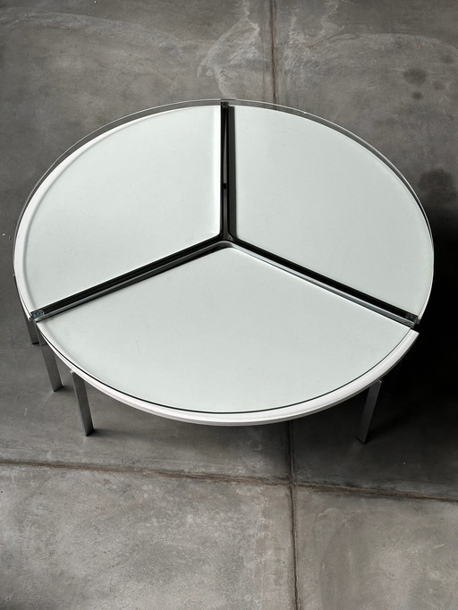 Table basse modulaire de l'ère spatiale