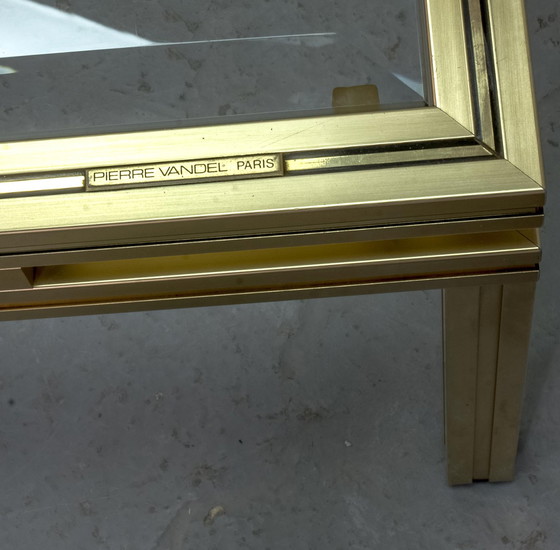 Image 1 of Pierre Vandel Table basse en laiton et aluminium brossé Design Mid Century avec plateau en verre, France, années 1970