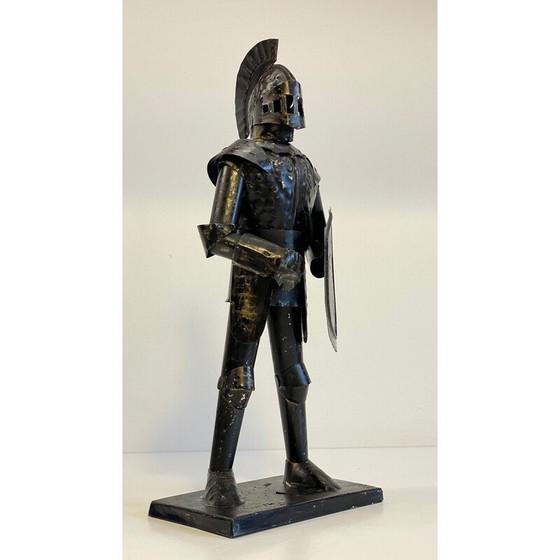 Image 1 of Statuetta vintage di cavaliere in armatura in ferro laccato nero