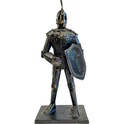 Statuetta vintage di cavaliere in armatura in ferro laccato nero