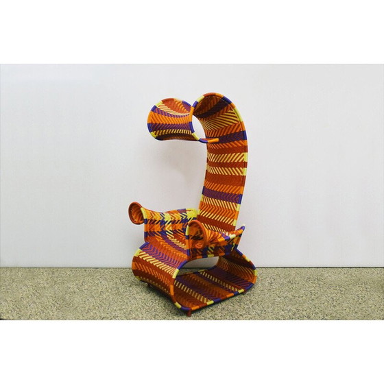 Image 1 of Trono vintage Afrika in metallo e polietilene intrecciato, 2000