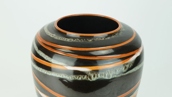 Image 1 of VASE ouest-allemand des années 1950 scheurich model 239-30 stripe decor