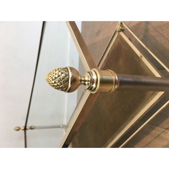 Image 1 of Tavolino da caffè vintage in ottone e acciaio spazzolato con ripiani in pelle e vetro neoclassico trasparente, 1940