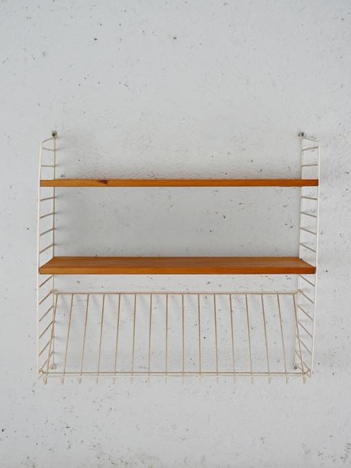 Mensole vintage con struttura in metallo