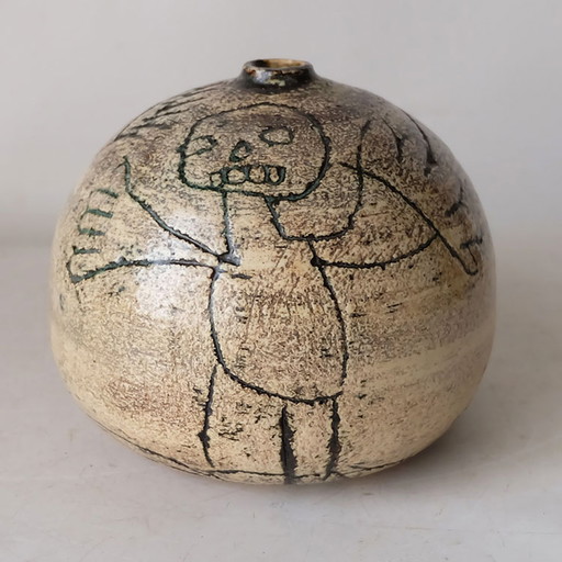 Klaas de Boer (1944-) Earthenware vase