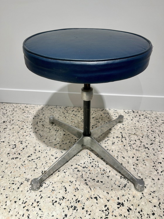 Image 1 of Stool by Charles and Ray Eames, Edition Herman Miller, 1970.