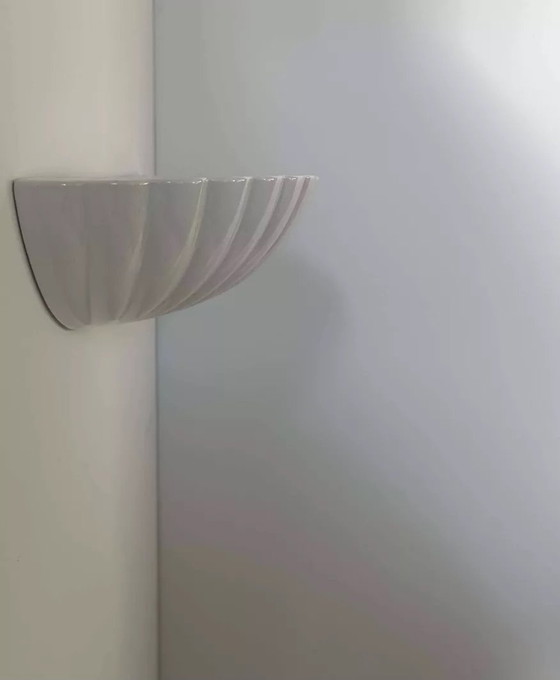 Image 1 of 2 lampade da parete vintage a conchiglia, porcellana bianca, Francia 1970