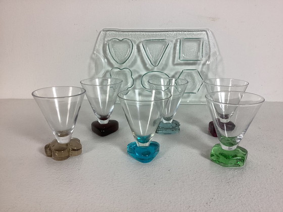 Image 1 of Set di bicchieri colorati Art Déco con vassoio in vetro abbinato