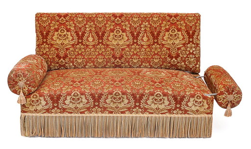 Alsatian Divan