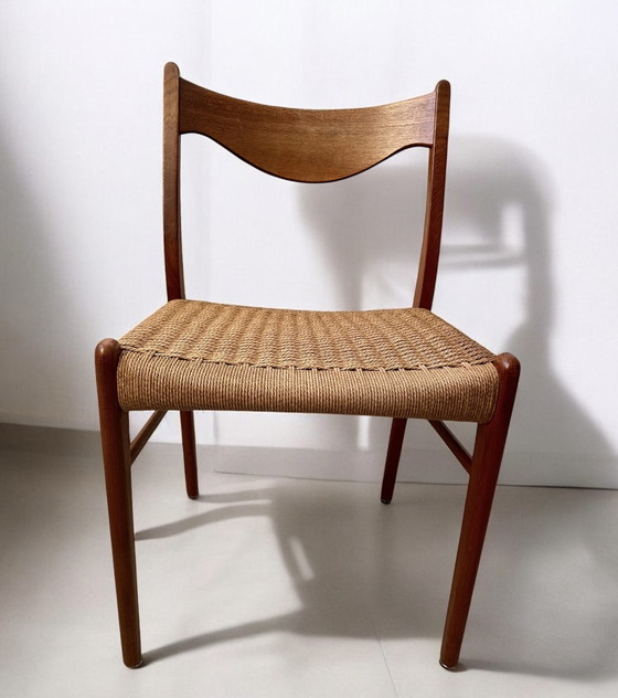 Image 1 of Set of 6 teak chairs Arne Wahl Iversen "Gs 60" with extendable table