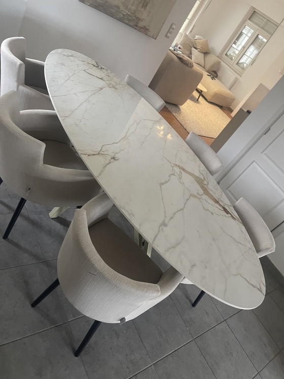 Image 1 of Ceramic table with marble gold look