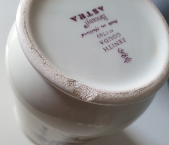 Image 1 of 2 tarros de farmacia Zenith Gouda