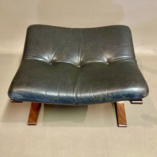 Scandinavian Design" leather ottoman 1960.