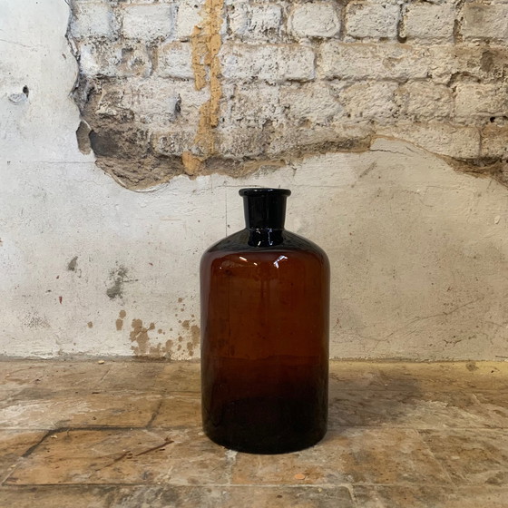 Image 1 of Old apothecary/pharmacy bottle, in brown glass 5L