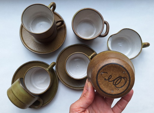 Set Of 5 Cups And Saucers Plus Milk And Sugar Jugs - Lucie Q.Bakker For Tichelaar