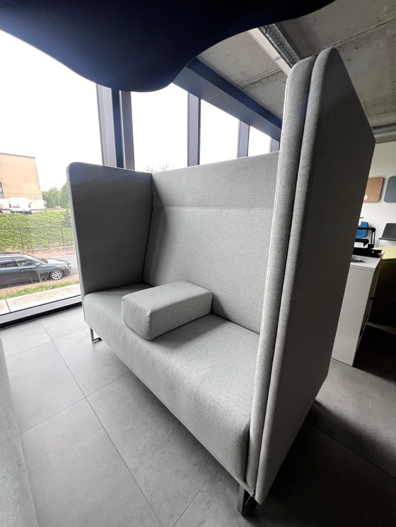 Image 1 of Lande 1St Class 2-Seater Booth Consisting of 2 X Lande 2-Seater Sofas Incl. acoustic ceiling sails