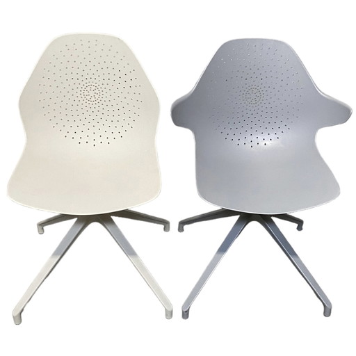 2x Sitia Kler aluminum chair