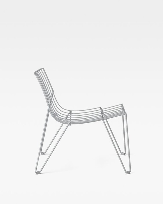 Image 1 of Massproductions tio easy chair by Chris Martin