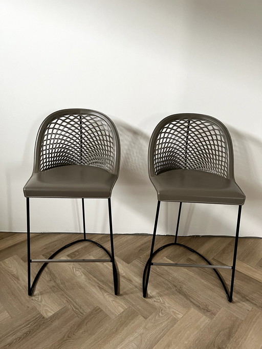 2x Guapa bar stool