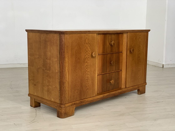 Image 1 of Mid Century commode sideboard armoire à linge vintage