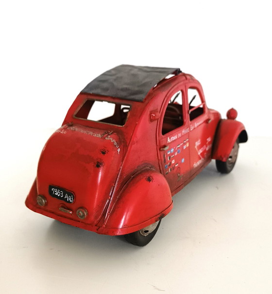 Image 1 of Modello di auto retrò Citroen 2Cv {Brutto anatroccolo} 