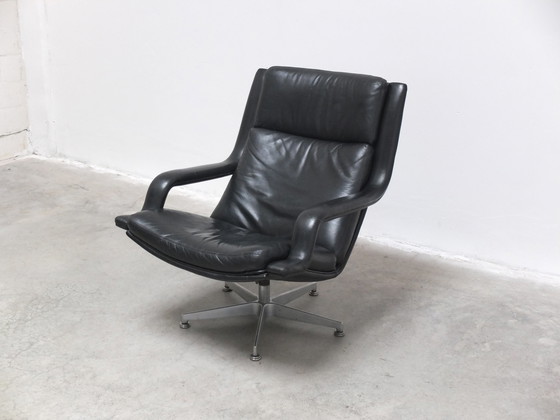 Image 1 of Artifort F152 Swivel Lounge Chair Black Leather