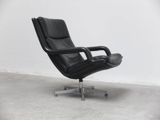 Image 1 of Artifort F152 Swivel Lounge Chair Black Leather