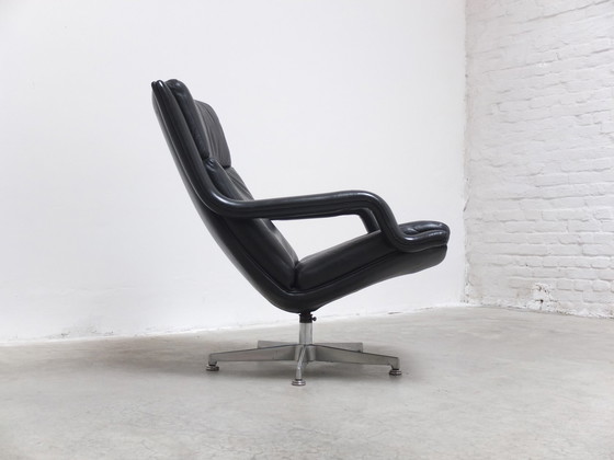 Image 1 of Artifort F152 Swivel Lounge Chair Black Leather