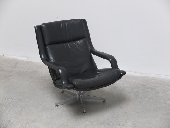 Image 1 of Artifort F152 Swivel Lounge Chair Black Leather