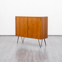 Commode des années 60 en noyer, restaurée, 88cm