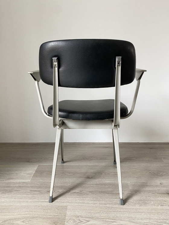 Image 1 of 4 Ahrend Result design chairs