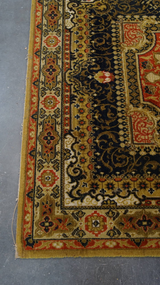 Image 1 of Large Carpet 305X200Cm