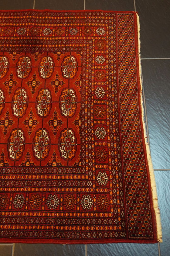 Image 1 of Tapis Buchara Jomut