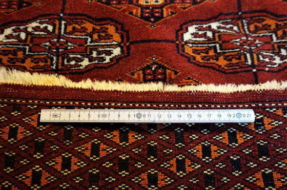 Image 1 of Tapis Buchara Jomut