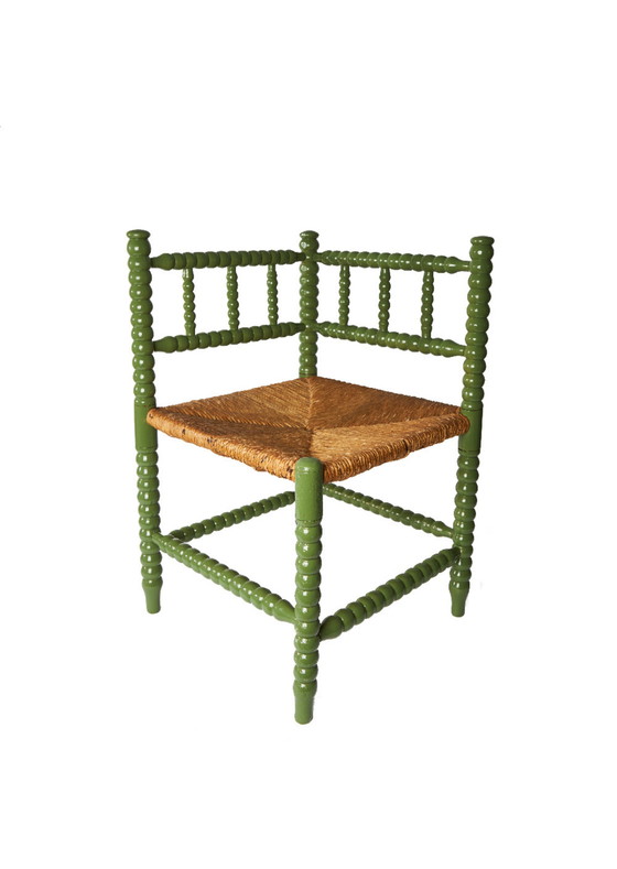 Image 1 of Bobbin corner chair green