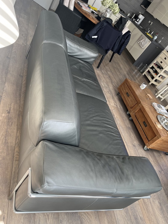 Image 1 of Canapé Natuzzi 2.5 seats tubular frame design leather anthracite grey