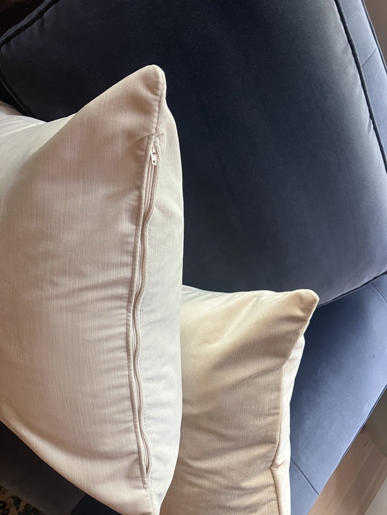 Image 1 of 6 x Nobilis velvet cushions