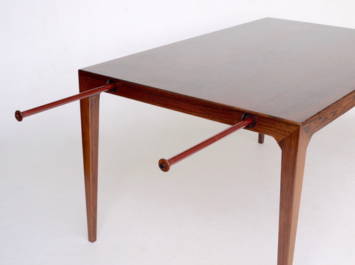 Table de salle à manger en bois de rose Hundevad & Co par Poul Hundevad et Kai Winding