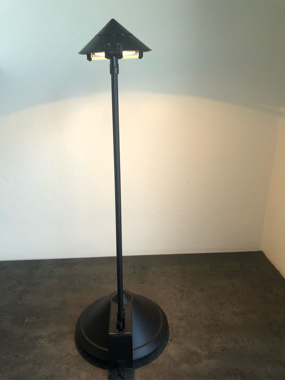 Image 1 of Lampe de table WWK H-305