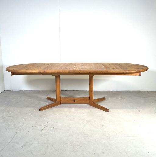 Extendable Oval Xl Pine Dining Table, In Scandinavian Style