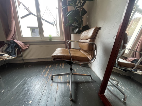 Image 1 of Chaise de bureau Eames Ea217