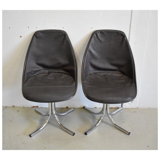 Pair of vintage chromed metal chairs by Charles and Ray Eames, 1960
