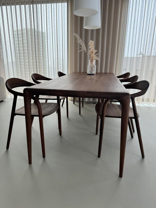 Artisan Latus Dining Table