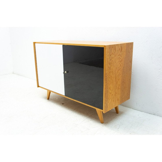 Image 1 of Vintage U-450 lowboard in beech by Jiří Jiroutek for Interiér Praha, Czechoslovakia 1960