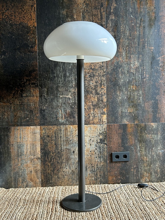 Image 1 of Vintage floor lamp