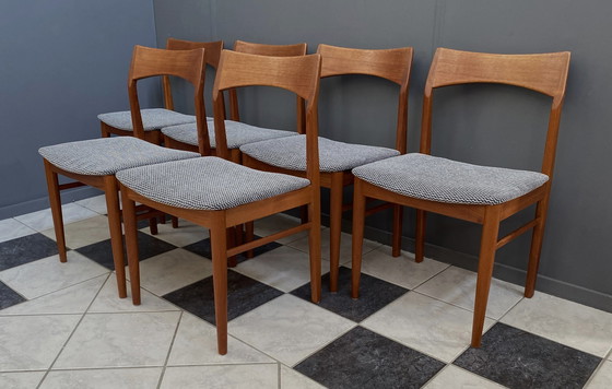 Image 1 of set of 6 Teak dining chairs by Henning Kjaernulf 1960s 