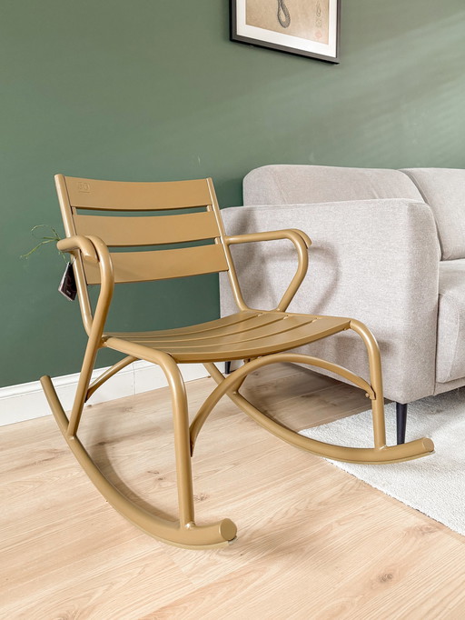 Limited Edition Girola Rocking Chair From Sattelite